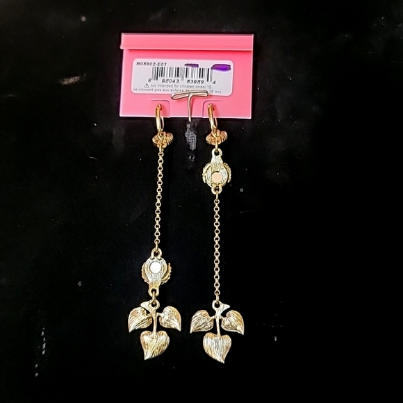 New Vintage! BETSEY JOHNSON Enchanted Garden Collection Ladybug Drop Earrings. - Picture 7 of 7
